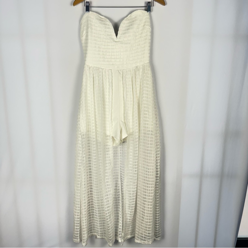 Venus: White Lace Romper